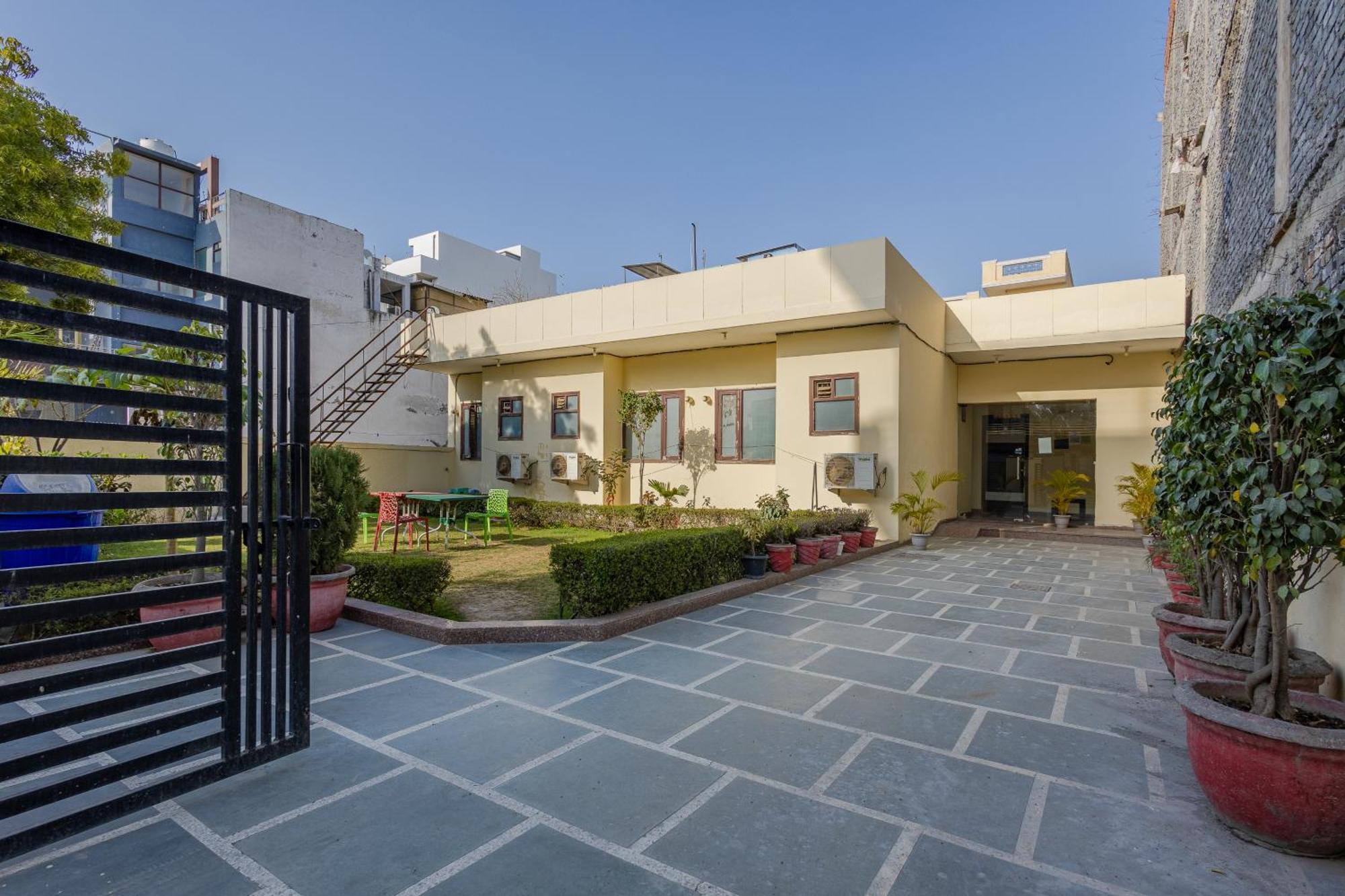 Lime Tree Studio Near Fortis Gurgaon Extérieur photo
